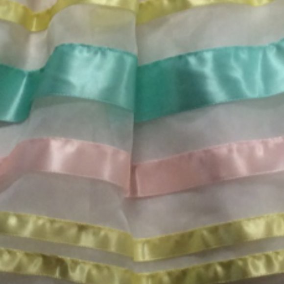 👣 5/$25 - White/Multi Pastel Striped Formal Dress w/ Circle Embroidery & Bow - Picture 3 of 3